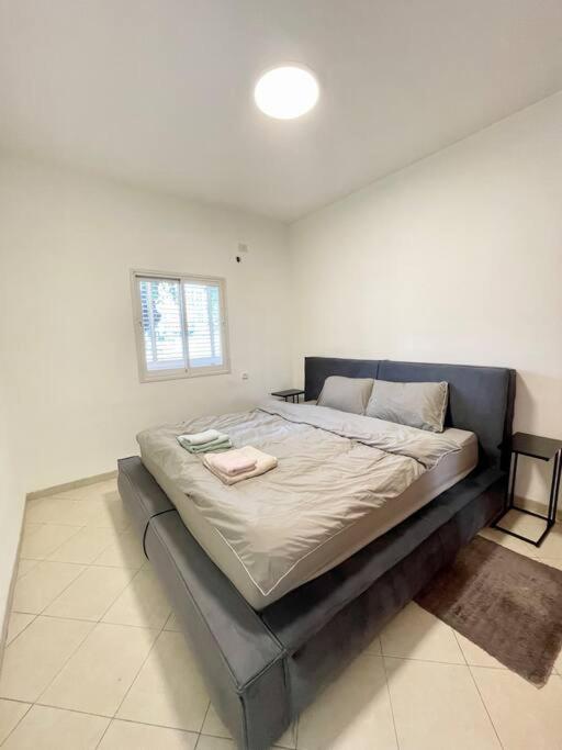 Rambam Beach Apartment Haifa Buitenkant foto