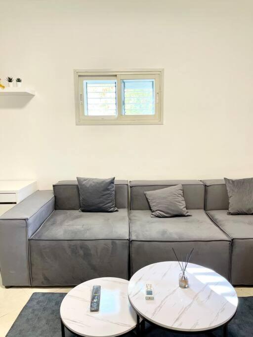 Rambam Beach Apartment Haifa Buitenkant foto